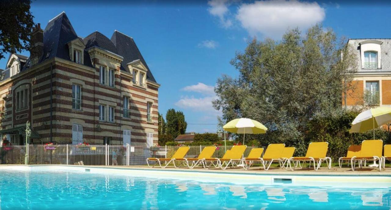 Cosy Appartement Dans Une Villa Avec Piscine, Proche Du Centre Et De La Mer Cabourg Exteriér fotografie